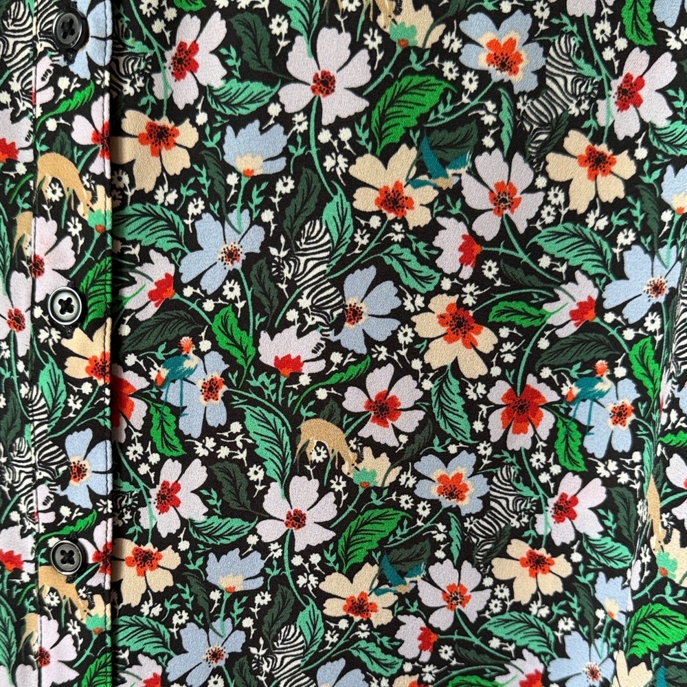 On 34th Floral Zebra Button-up Blouse Size Medium - Picture 3 of 5